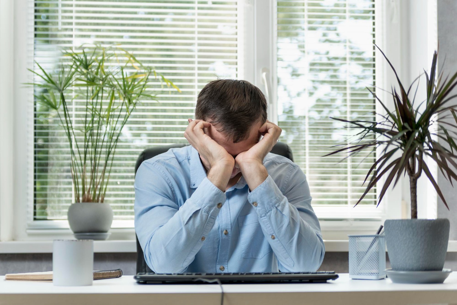 Síndrome Del Trabajador Quemado O Burnout: Qué Es Y Cómo Gestionarlo
